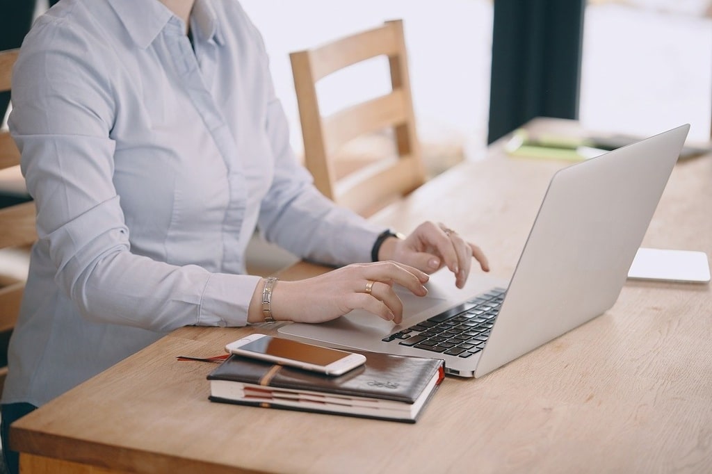 Approche globale des modèles de dialogue automatisés